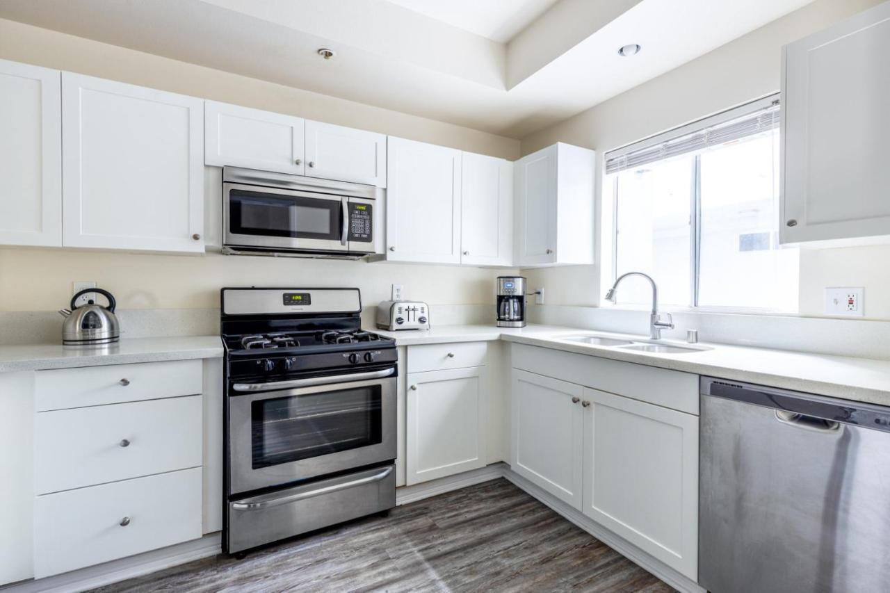 Pacific Palisades 2br W Hot Tub Wd Nr Lax-361 *